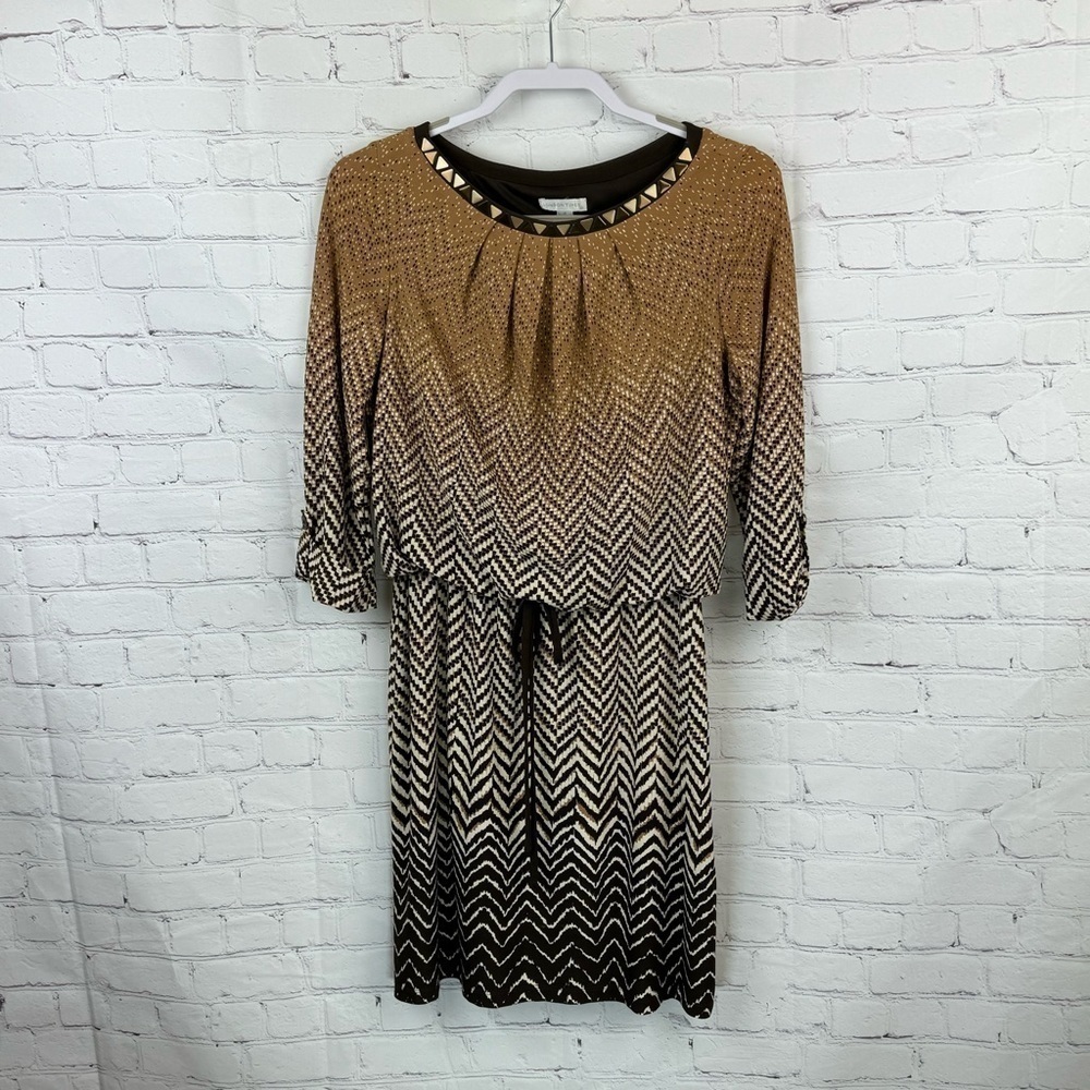 London Times Dress Brown/Cream Stud Neckline 3/4 Sleeve Drawstring Waist Size 4